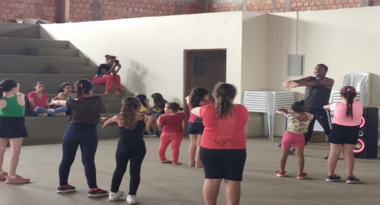 INÍCIO OFICINA DE DANÇA PARA CRIANÇAS