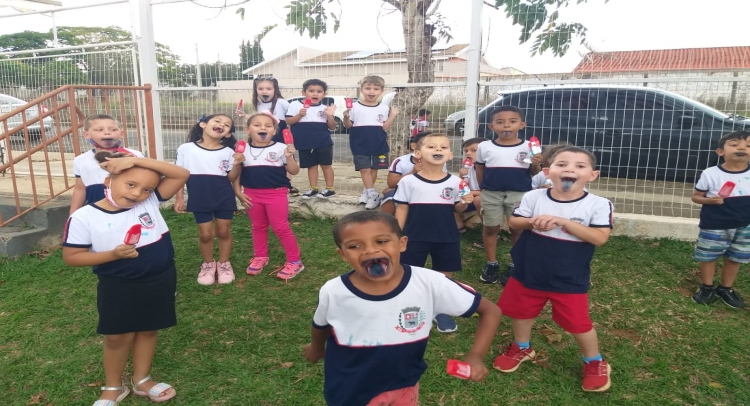 SEMANA DA CRIANÇA MOBILIZA TODAS AS ESCOLAS MUNICIPAIS DE TAPIRATIBA