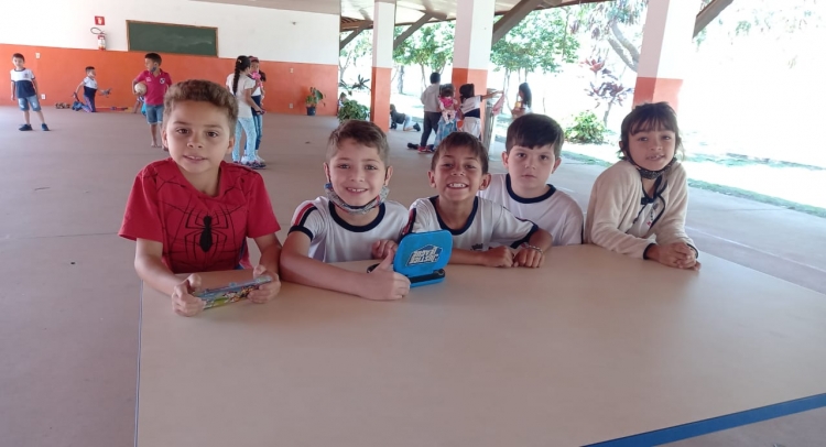 SEMANA DA CRIANÇA MOBILIZA TODAS AS ESCOLAS MUNICIPAIS DE TAPIRATIBA