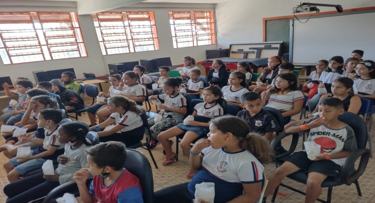 SEMANA DA CRIANÇA MOBILIZA TODAS AS ESCOLAS MUNICIPAIS DE TAPIRATIBA