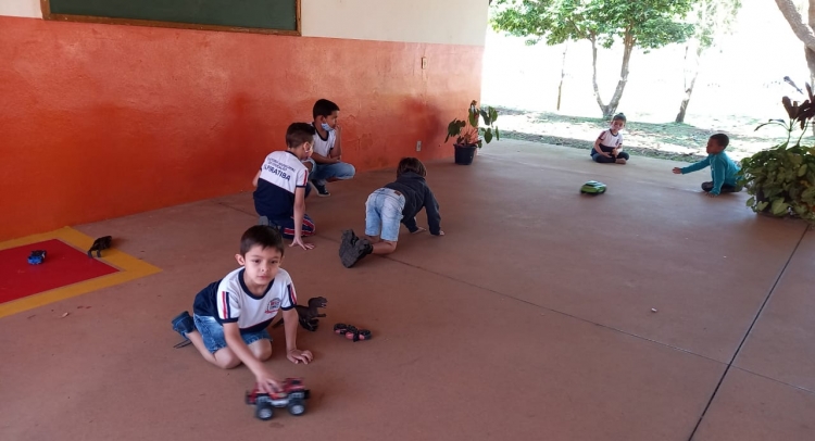 SEMANA DA CRIANÇA MOBILIZA TODAS AS ESCOLAS MUNICIPAIS DE TAPIRATIBA