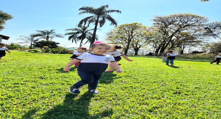 SEMANA DA CRIANÇA MOBILIZA TODAS AS ESCOLAS MUNICIPAIS DE TAPIRATIBA