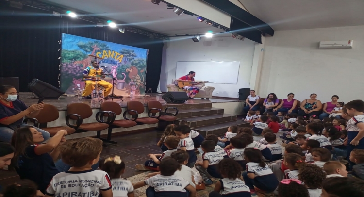 SEMANA DA CRIANÇA MOBILIZA TODAS AS ESCOLAS MUNICIPAIS DE TAPIRATIBA