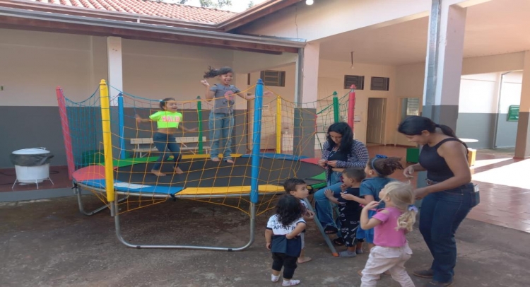 SEMANA DA CRIANÇA MOBILIZA TODAS AS ESCOLAS MUNICIPAIS DE TAPIRATIBA