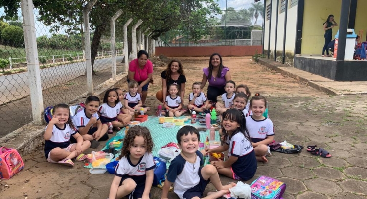 SEMANA DA CRIANÇA MOBILIZA TODAS AS ESCOLAS MUNICIPAIS DE TAPIRATIBA