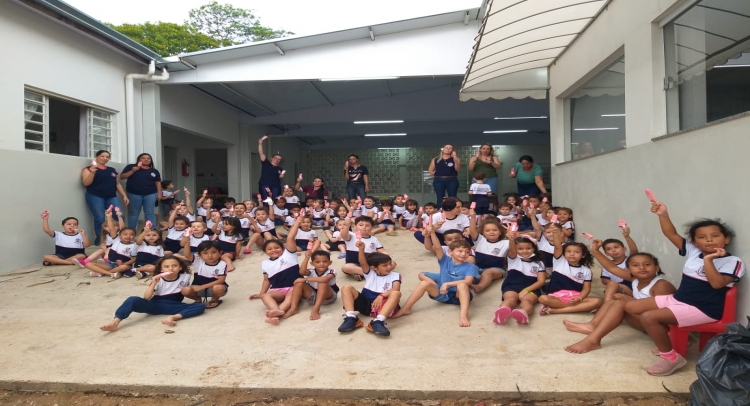 SEMANA DA CRIANÇA MOBILIZA TODAS AS ESCOLAS MUNICIPAIS DE TAPIRATIBA