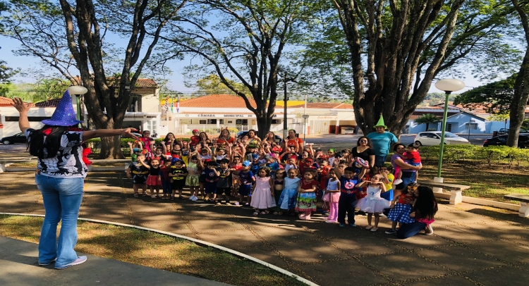 SEMANA DA CRIANÇA MOBILIZA TODAS AS ESCOLAS MUNICIPAIS DE TAPIRATIBA