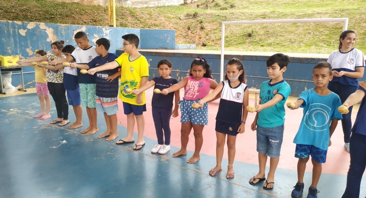 SEMANA DA CRIANÇA MOBILIZA TODAS AS ESCOLAS MUNICIPAIS DE TAPIRATIBA