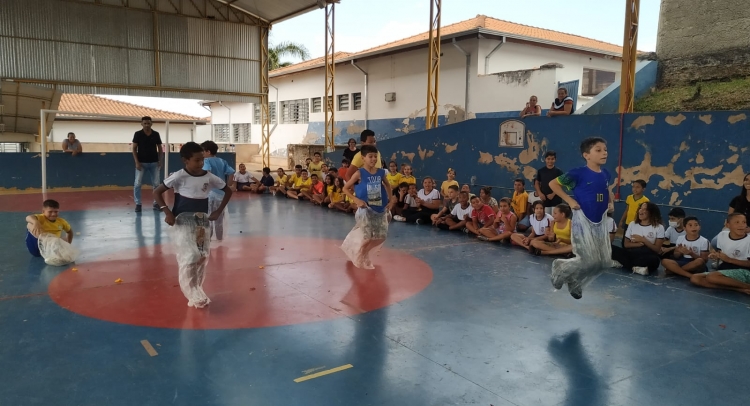 SEMANA DA CRIANÇA MOBILIZA TODAS AS ESCOLAS MUNICIPAIS DE TAPIRATIBA