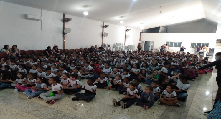 SEMANA DA CRIANÇA MOBILIZA TODAS AS ESCOLAS MUNICIPAIS DE TAPIRATIBA