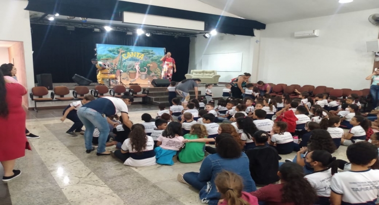 SEMANA DA CRIANÇA MOBILIZA TODAS AS ESCOLAS MUNICIPAIS DE TAPIRATIBA