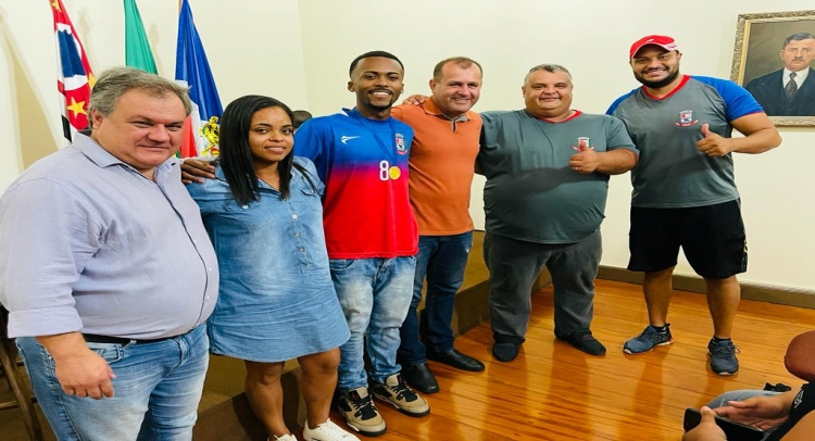 TAPIRATIBA É CAMPEÃ DO CAMPEONATO REGIONAL DE FUTSAL MASCULINO 2022