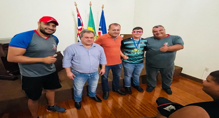 TAPIRATIBA É CAMPEÃ DO CAMPEONATO REGIONAL DE FUTSAL MASCULINO 2022